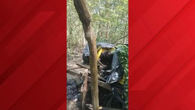 Polícia desmantela acampamento de facção criminosa em Porto Seguro смотреть онлайн