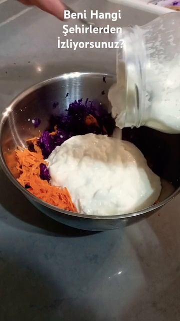 Yoğurtlu Mor 💜 Lahana Salatası - Detaylar Yorumda #shortvideo смотреть онлайн
