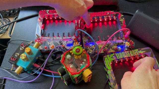 homemade TRIPLE DELAY deluxe + LASER HARP TRIO what's up смотреть онлайн