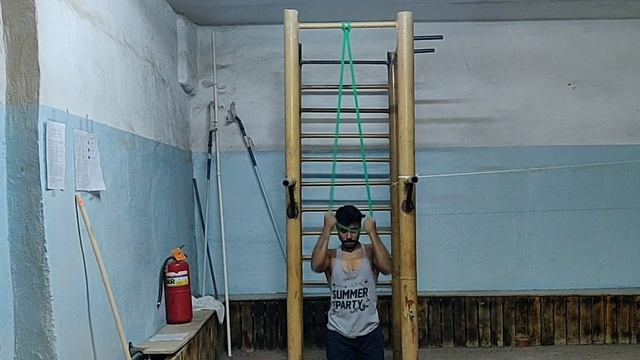 QUARANTINE FITNESS PROGRAM | DAY 5 PULL SESSION | HOME WORKOUT SERIES WITH RESISTANCE BAND смотреть онлайн