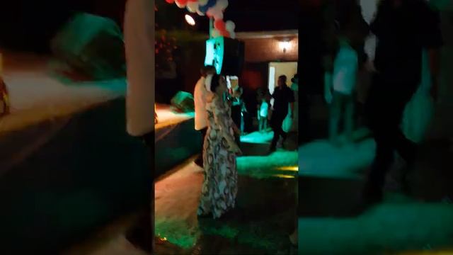 салют свадьба смотреть онлайн