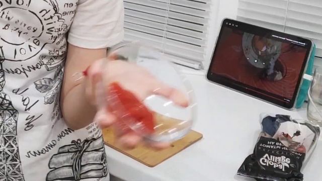 Готовлю ДОМАШНЮЮ ШАУРМУ.. *она пыталась* смотреть онлайн