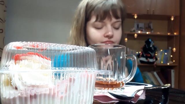 Мукбанг - Кремовый Торт🍰 с Малиной/Продолжаем репетировать НГ смотреть онлайн