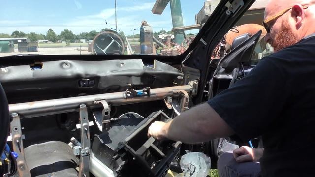 Why does it cost so much for a new heater core?!? The CAR WIZARD shows you why! смотреть онлайн