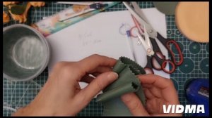 Шкатулка - конфетница с розами из изолона