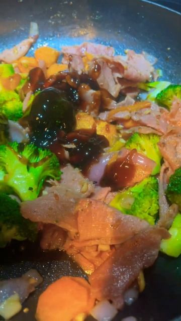 PORK BROCCOLI #shorts #viral #trending #asmr #broccoli #pork #delicious #yummy #viralnow #chefrecip смотреть онлайн