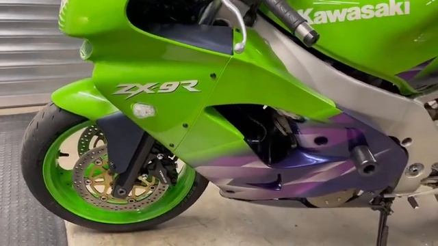 Kawasaki ZX9R Ninja 28,322 miles  £2699 смотреть онлайн