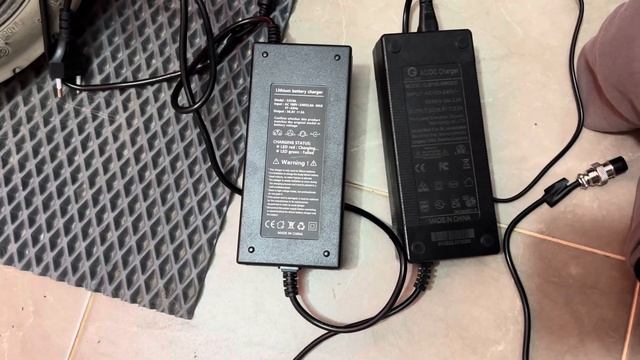 Kugoo G Booster 52v. Электросамокат не заряжается до конца. смотреть онлайн