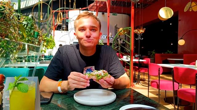 Гастро Москва/ все по 250 рублей, самый вкусный медовик, стейк за 350 рублей смотреть онлайн