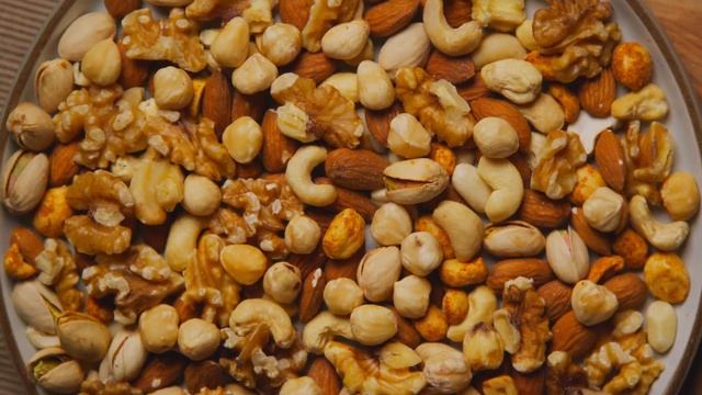 Польза витаминов и где их найти. Разнообразное питание для здоровья организм смотреть онлайн