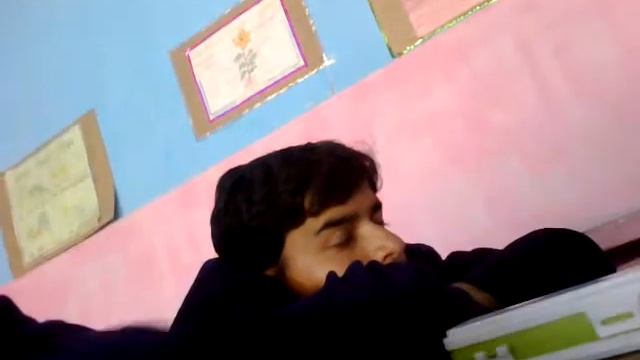 sleeping boy in class while teacher is teaching смотреть онлайн
