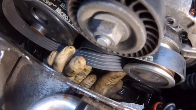 2008 VW Jetta 2.5 Serpentine Belt Replacement