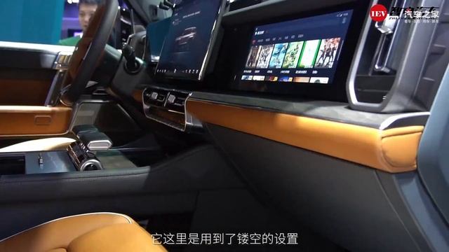值吗？售价63.77万元起，国产最贵纯电硬派越野猛士917 смотреть онлайн