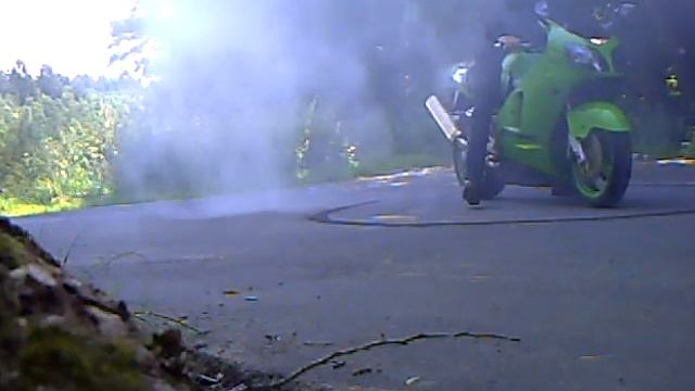 Oli Burnout Kawasaki ZX 12 r смотреть онлайн