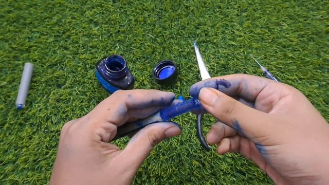 How to refill uniball eye pen | fill ink in uniball eye | refill uniball pen смотреть онлайн