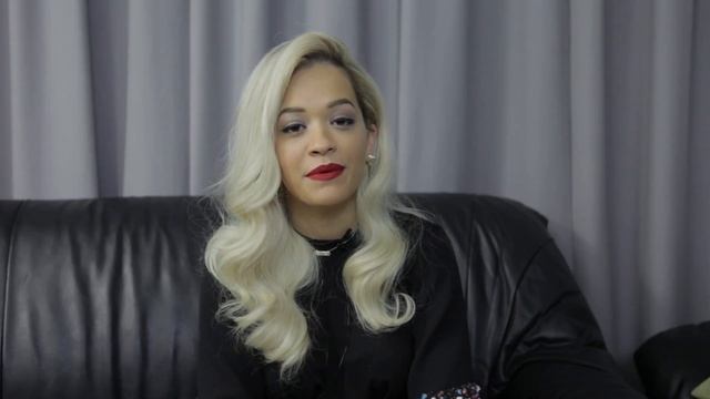 Rita Ora Gives AMPed A Shoutout! смотреть онлайн