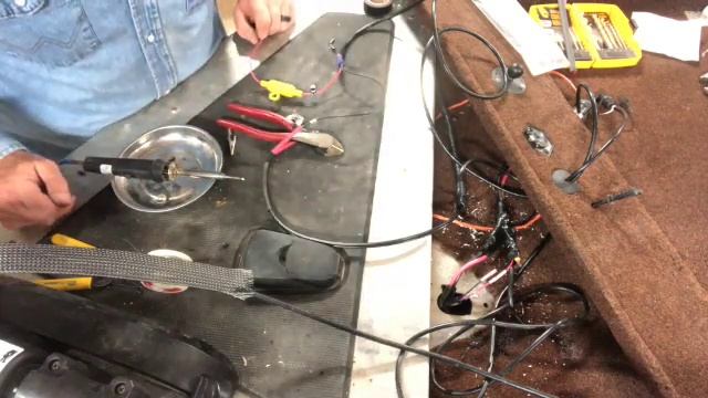 Garmin Solder Power Wiring Tracker Classic смотреть онлайн