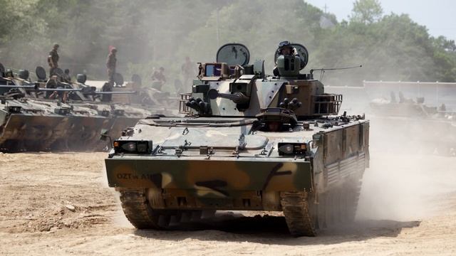 K21 Infantry Fighting Vehicle (South Korea) смотреть онлайн