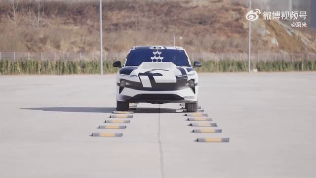 Nio ET9 Hydraulic Suspension Test
