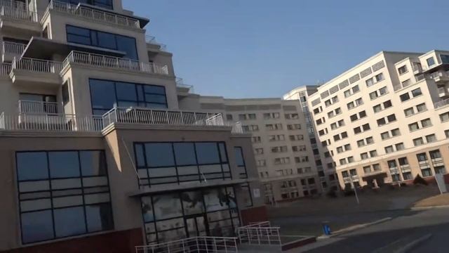 Aruna & Hari Sharma at Far Eastern Federal Univ Campus Shopping Complex Bldg 8, Russkiy Feb 02, 201 смотреть онлайн