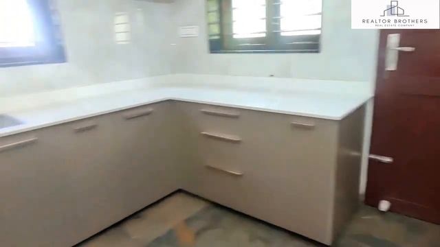 3 Cent, 2 BHK, 800 Square feet House for Sale at Varapuzha Muttinakam. Asking Price: 39 Lakhs. RBDe смотреть онлайн