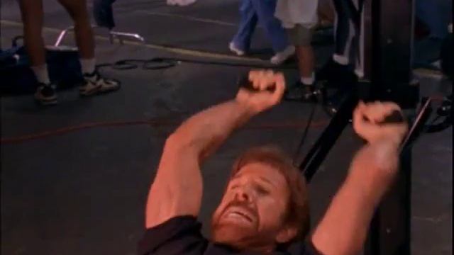 Chuck Norris on the Set with Total Gym смотреть онлайн