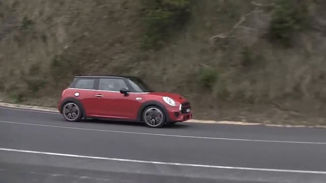 MINIs with the Works смотреть онлайн