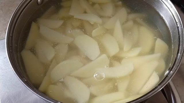 Как же вкусно пожарить картошку!👍🔥 смотреть онлайн