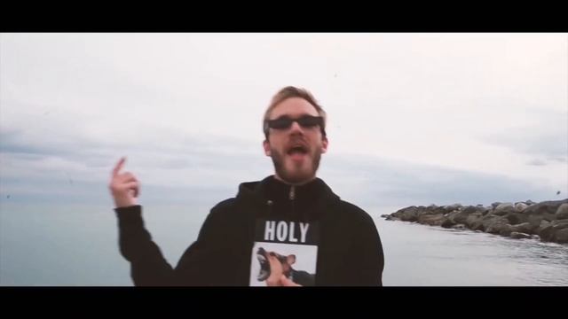 Weirde Random Bitch Lasagna Version feat. Austria Games (tw/ trash) смотреть онлайн