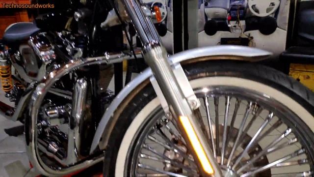Harley Davidson Sportster 1200 XLC 100 th anniversary | Part 1 Audio Installation Progress смотреть онлайн