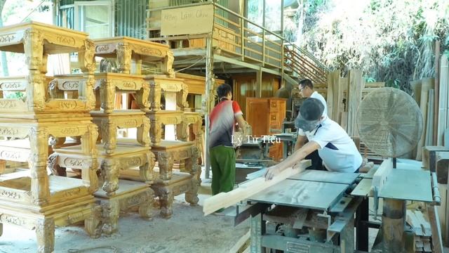 Tu Tieu wondered if Uri would return to Tieu's side. Lý Tử Tiêu смотреть онлайн