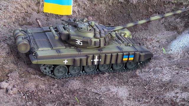 Ukrainian T-72 from the 54th Mechanized Brigade at 1:16 scale RC смотреть онлайн