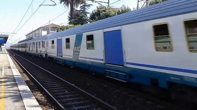 Treno espresso EXP 14168 Reggio Calabria C.Le - Ventimiglia смотреть онлайн