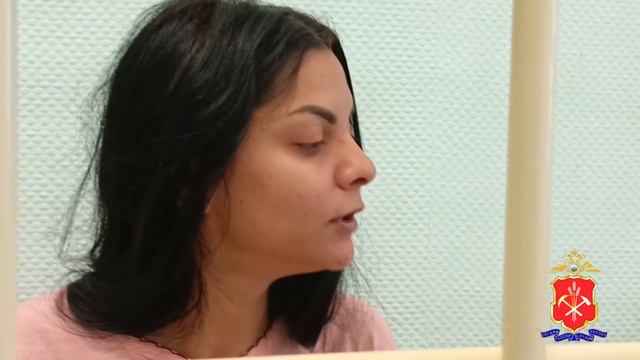 В Новокузнецке будут судить жительницу Новосибирска, которая совершала квартирные кражи смотреть онлайн