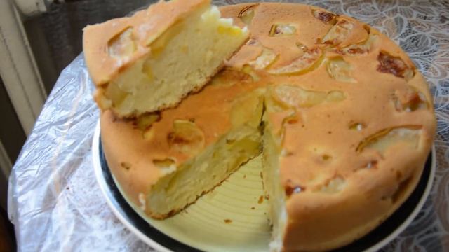 Яблочный пирог который быстро спёкся и быстро съелся !!! #Shorts смотреть онлайн