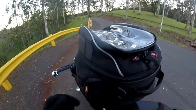 Reviewed - GIVI XS306 Tanklock Tank Bag - Adventure Touring Luggage смотреть онлайн