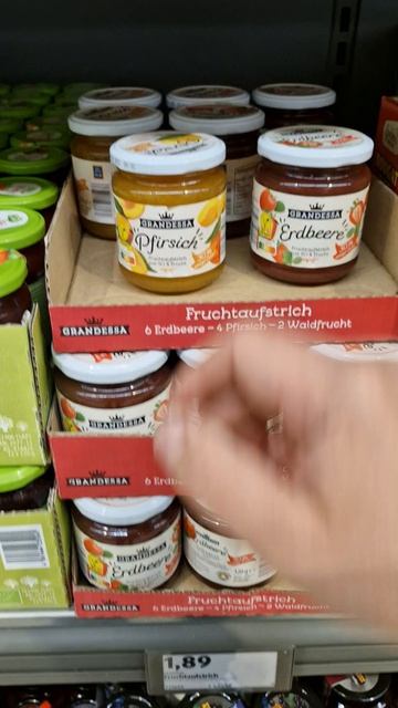 на 50% меньше сахара в варенье в Германии Brotaufstrich Aldi Germany #süß #top #Zucker смотреть онлайн