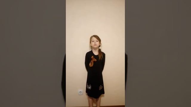 М. Владимиров "Еще тогда нас не было на свете". Читает Соня Ш. смотреть онлайн