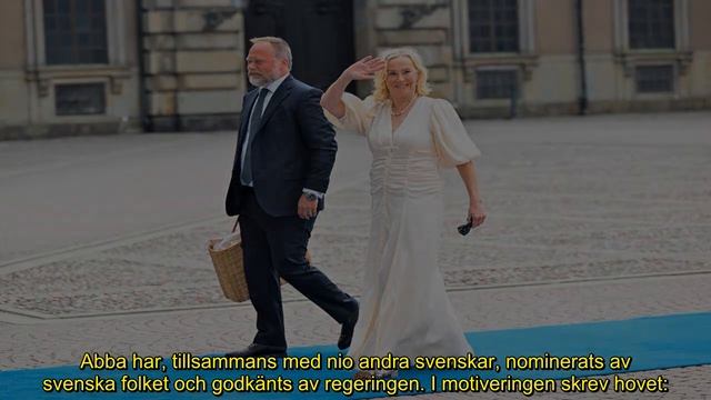 Här återförenas Abba framför kungen på slottet смотреть онлайн