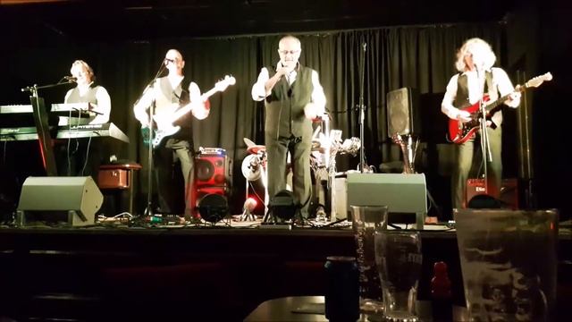 Eaglesque (UK Covers band): 'Sherry Baby' by 'Frankie Valli'. смотреть онлайн