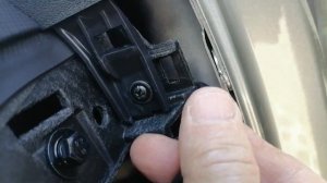 OMODA C5,  прокладка кабеля для регистратора от прикуривателя