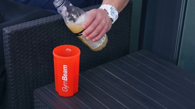 Megbírkozik Kökény Béla 20.000 kalóriával egy nap alatt?🍔| GymBeam смотреть онлайн
