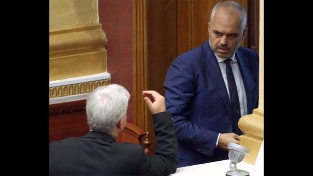 Sherri Rama Xhafaj reflektohet edhe në takimin me Veliajn Ish ministri as që e vret mëndjen fare смотреть онлайн