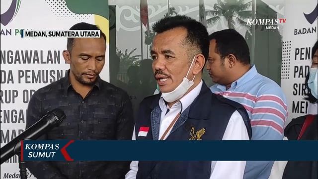 Momen 900 Ribu Botol Obat Sirop Dimusnahkan di Medan смотреть онлайн