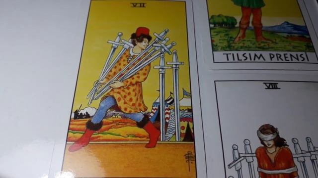 Будут ли деньги? Таро прогноз для Рыб на 2018 год в сфере финансов. смотреть онлайн