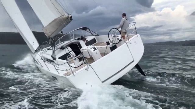 Jeanneau Sun Odyssey 490 Review