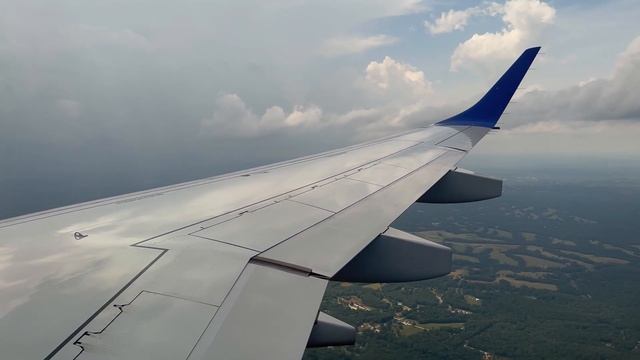 [4K] – Dodging Storms – XNA Landing – Breeze Airways – Embraer ERJ-195 – N198BZ – SCS 1175 смотреть онлайн