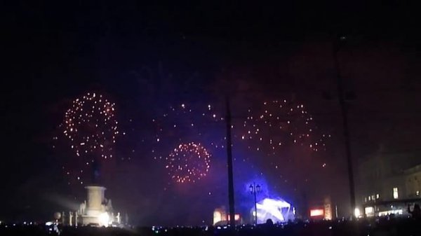Новогодний салют в Лиссабоне 2015