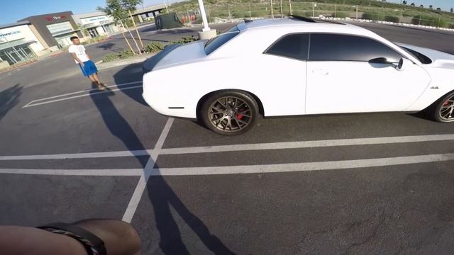 I GOT A MANUAL CHALLENGER BECAUSE.... смотреть онлайн