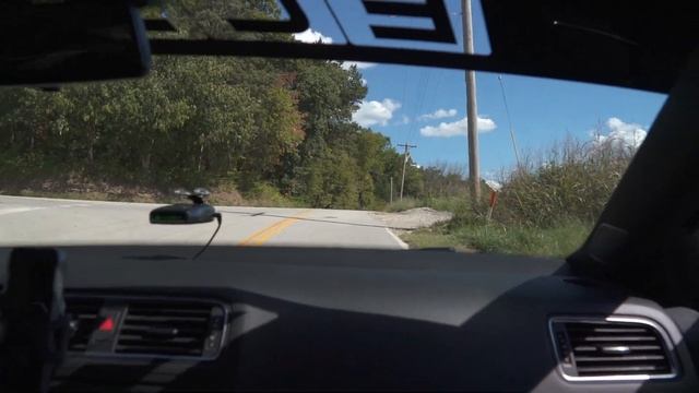Jetta GLI Pulls with some insane launches! Super Loud! смотреть онлайн
